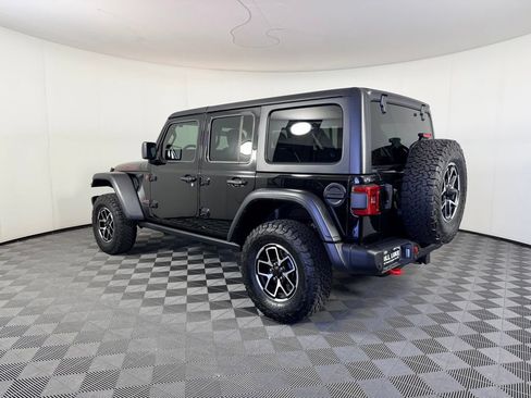 Used 2024 Jeep Wrangler Unlimited Rubicon w/ Capability Package AWD/4WD image 8
