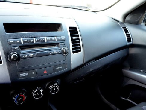 Used 2008 Mitsubishi Outlander ES image 13