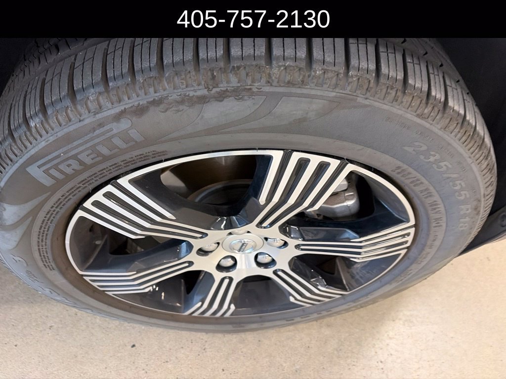 Used 2021 Volvo XC40 T5 Inscription w/ Protection Package Premier AWD/4WD image 14