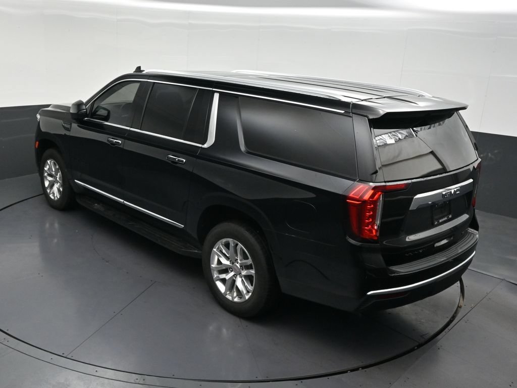 Used 2024 GMC Yukon XL SLT w/ SLT Premium Package RWD image 18