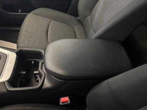 Used 2023 Toyota RAV4 AWD Hybrid image 37