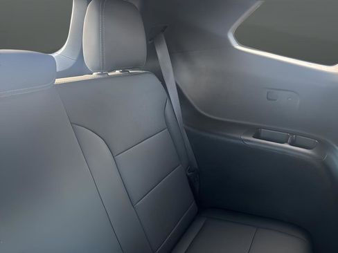 Used 2025 Buick Enclave Preferred image 34