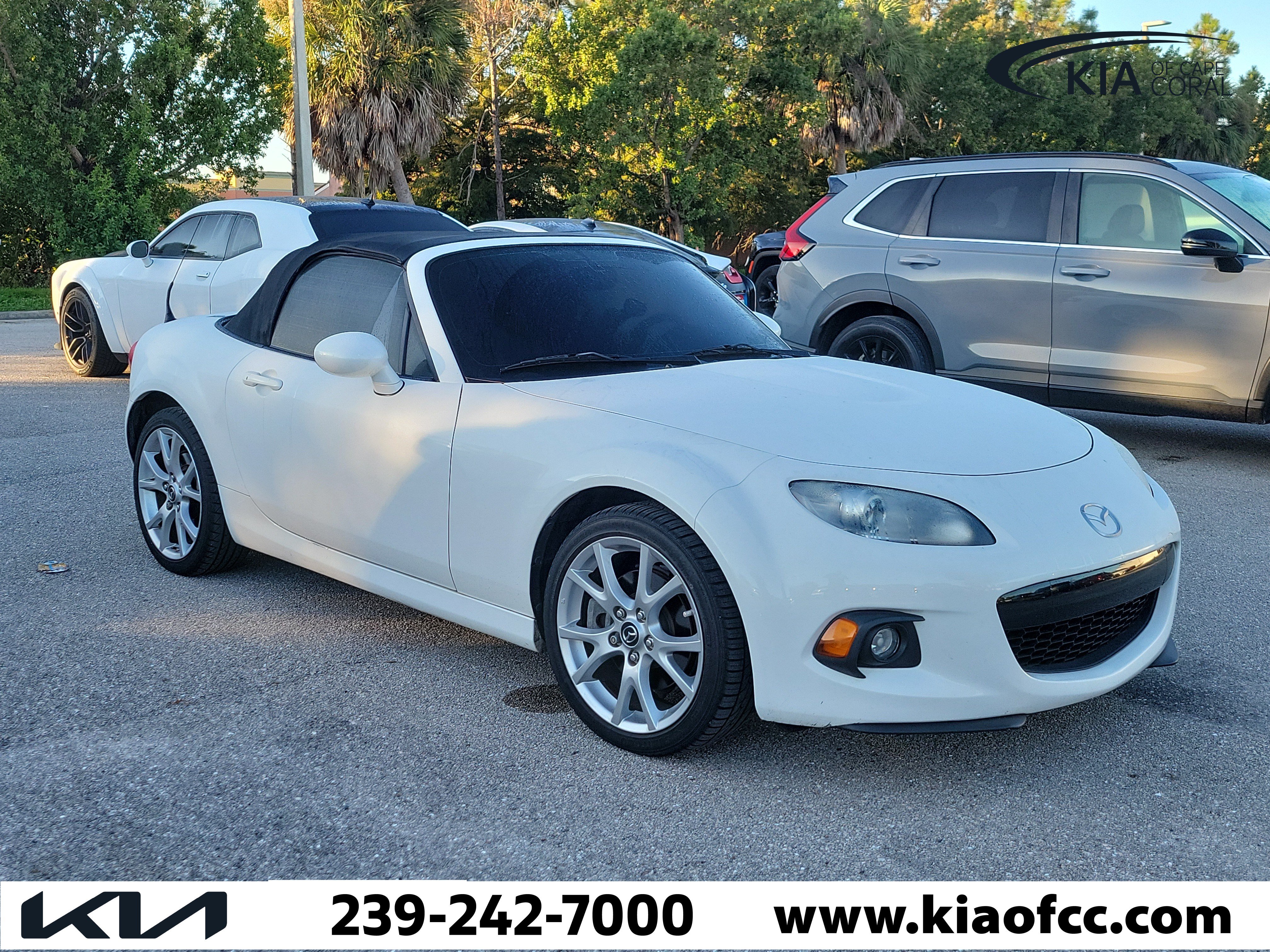 Used 2013 MAZDA MX-5 Miata Grand Touring RWD image 1