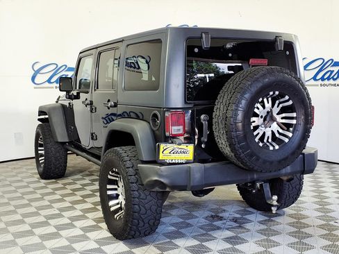 Used 2015 Jeep Wrangler Unlimited Sport w/ Quick Order Package 24S AWD/4WD image 2