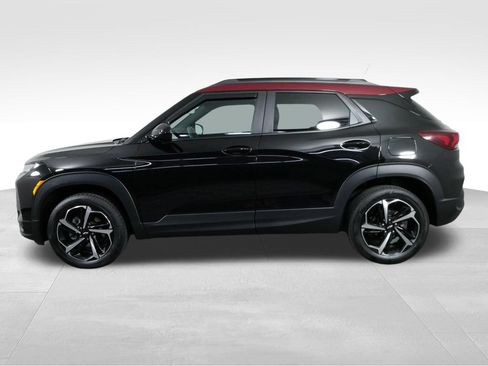 Used 2023 Chevrolet TrailBlazer RS w/ Sun and Liftgate Package AWD/4WD image 6