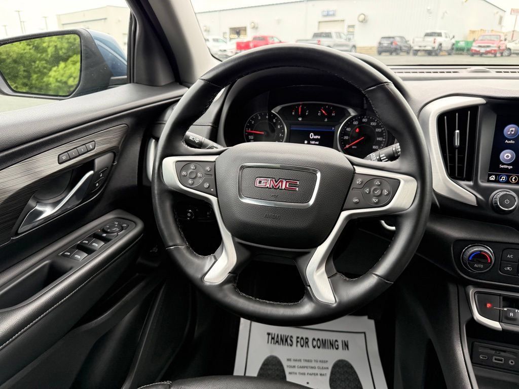 Used 2024 GMC Terrain SLT AWD/4WD image 14