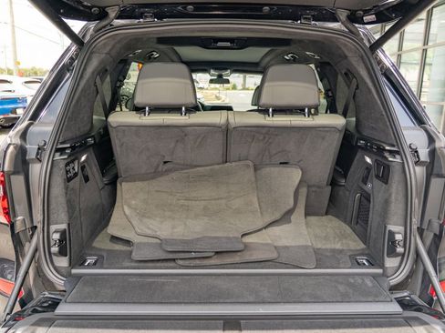Used 2021 BMW X7 xDrive40i w/ M Sport Package AWD/4WD image 7