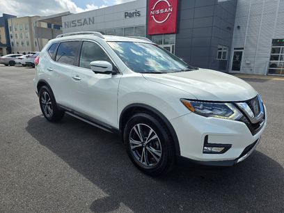 Used 2017 Nissan Rogue SL w/ SL Premium Package