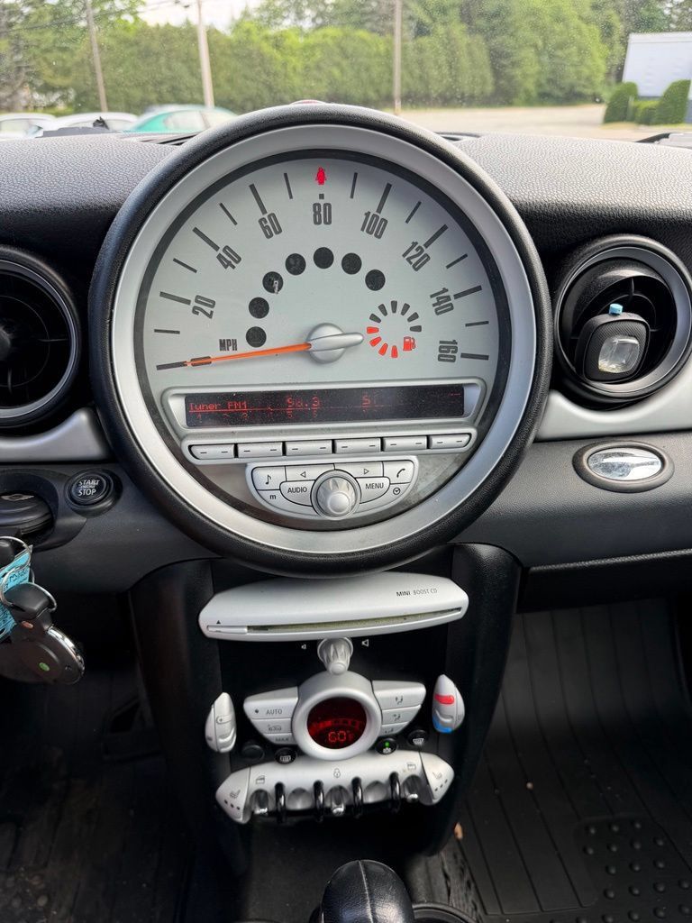 Used 2009 MINI Cooper Hardtop FWD image 15