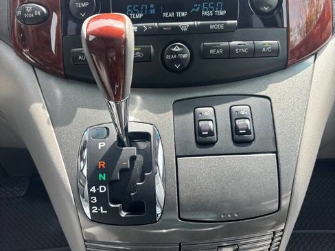 Used 2004 Toyota Sienna XLE AWD/4WD image 33