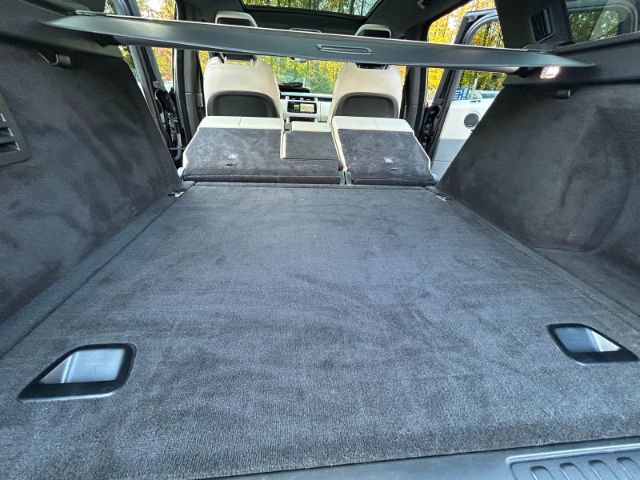Used 2018 Land Rover Range Rover Sport HSE AWD/4WD image 37