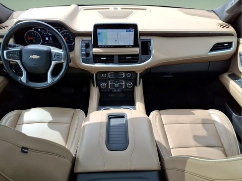 Used 2021 Chevrolet Tahoe Premier w/ Premium Package AWD/4WD image 20