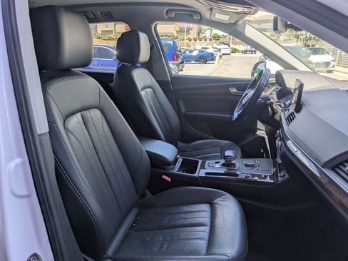 Used 2018 Audi Q5 2.0T Premium w/ Convenience Package AWD/4WD image 26