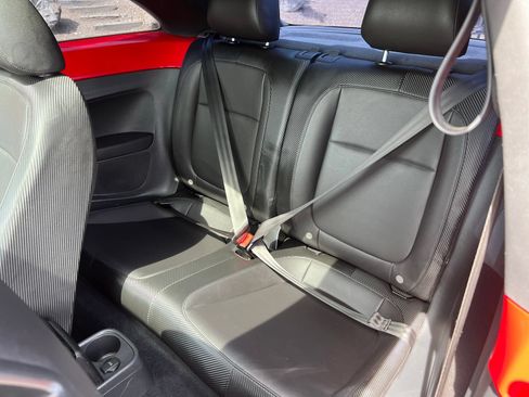 Used 2015 Volkswagen Beetle TDI FWD image 20