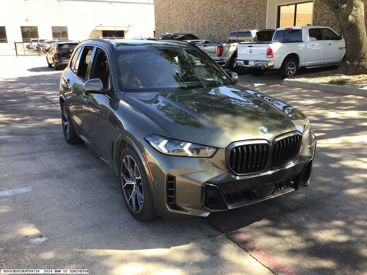 Used 2024 BMW X5 xDrive50e w/ Executive Package AWD/4WD image 3