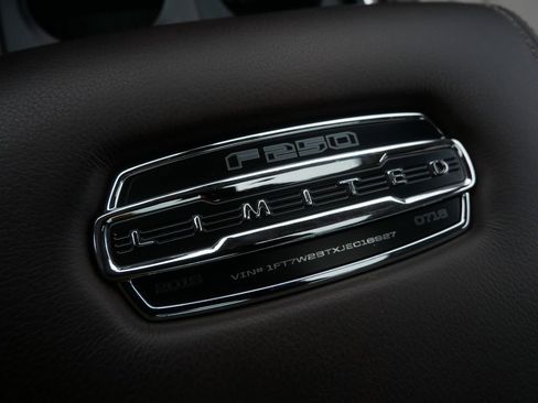 Used 2018 Ford F250 Limited w/ FX4 Off-Road Package image 29