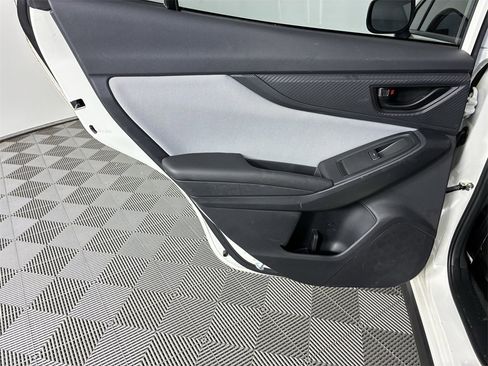 Used 2023 Subaru Crosstrek 2.0i Premium image 26