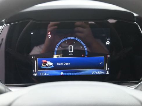 Used 2025 Chevrolet Trax LT image 17