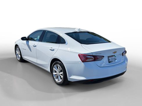 Used 2022 Chevrolet Malibu LT FWD image 3