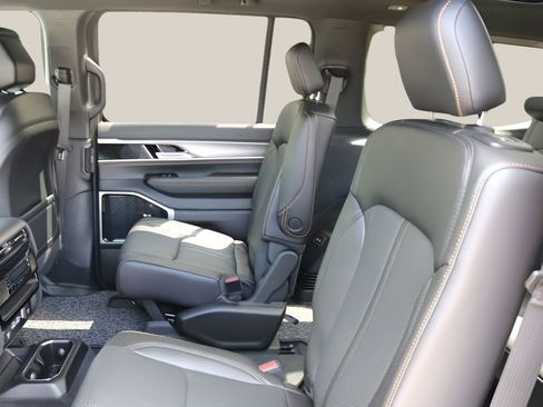 New 2026 Jeep Grand Wagoneer 4WD image 16