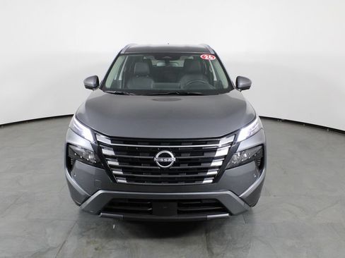 Certified 2026 Nissan Rogue SL FWD image 13