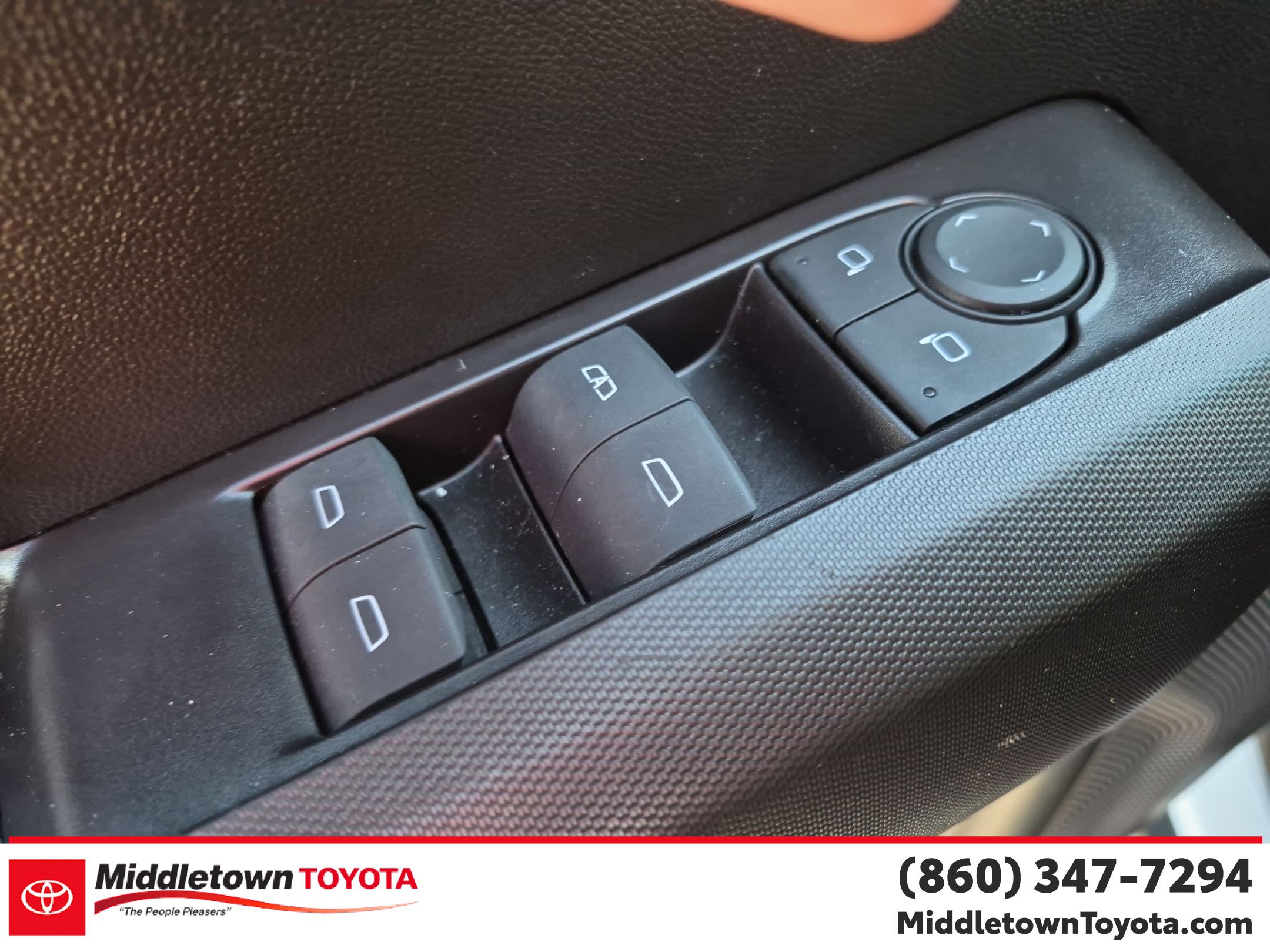Used 2024 Chevrolet Colorado Trail Boss w/ Advanced Trailering Package AWD/4WD image 12
