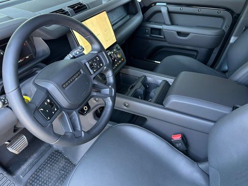 New 2026 Land Rover Defender 110 OCTA AWD/4WD image 4