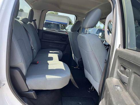 Used 2018 RAM 2500 Tradesman w/ Chrome Appearance Group image 29