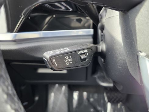 Used 2022 Audi Q3 2.0T Premium Plus w/ Premium Plus Package image 40