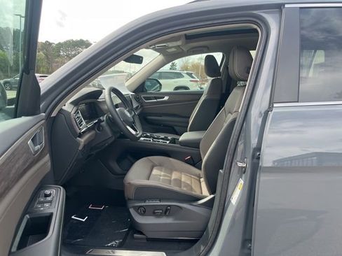 New 2026 Volkswagen Atlas SEL image 23