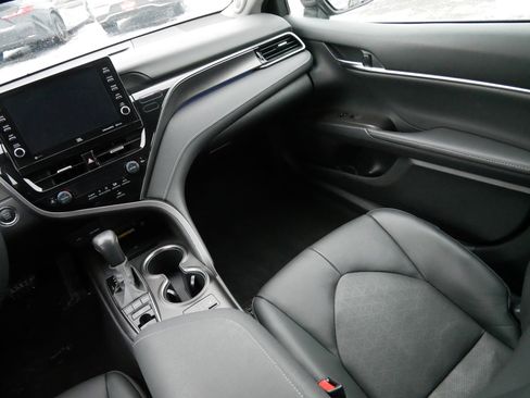 Certified 2022 Toyota Camry XSE image 11