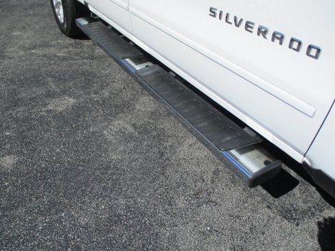 Used 2018 Chevrolet Silverado 1500 LT w/ All Star Edition image 30