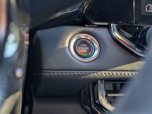 Used 2023 Chevrolet Colorado LT w/ LT Convenience Package image 19