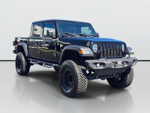 Used 2020 Jeep Gladiator Sport w/ Quick Order Package 24S AWD/4WD image 5