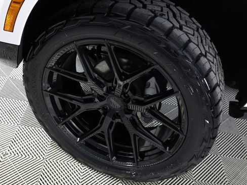 Used 2026 GMC Yukon AT4 Ultimate w/ LPO, Floor Liner Package image 49