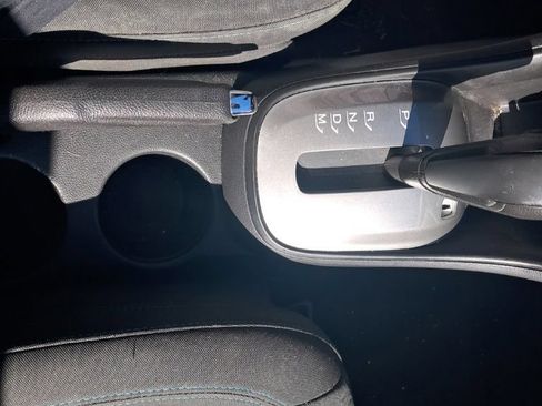 Used 2015 Chevrolet Trax LS FWD image 26