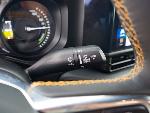 Used 2024 Jeep Wrangler Unlimited Sahara AWD/4WD image 19