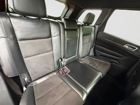 Used 2021 Jeep Grand Cherokee Laredo X AWD/4WD image 18