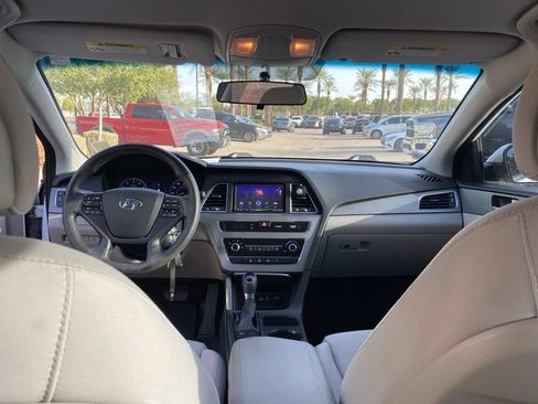 Used 2015 Hyundai Sonata SE FWD image 8