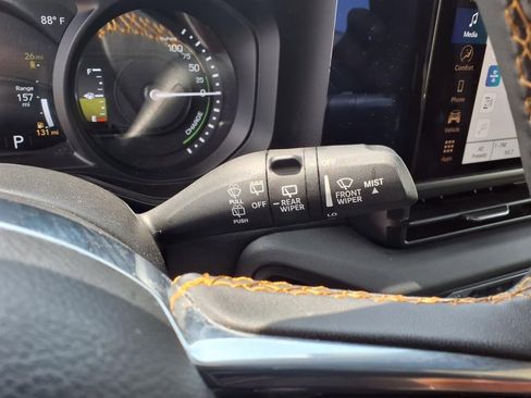 Used 2024 Jeep Wrangler Unlimited Sahara image 22