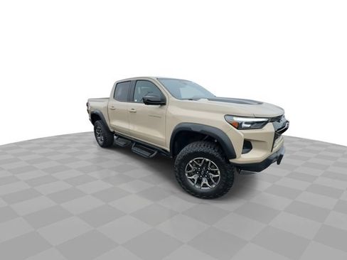 Certified 2024 Chevrolet Colorado ZR2 w/ ZR2 Convenience Package III AWD/4WD image 2