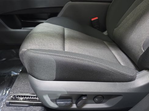 New 2026 Nissan Rogue SV image 28