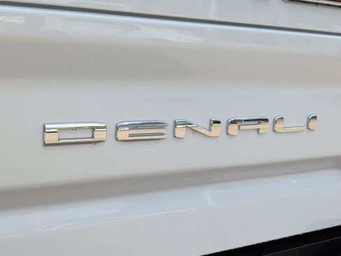 New 2026 GMC Sierra 3500 Denali w/ Denali Reserve Package AWD/4WD image 44