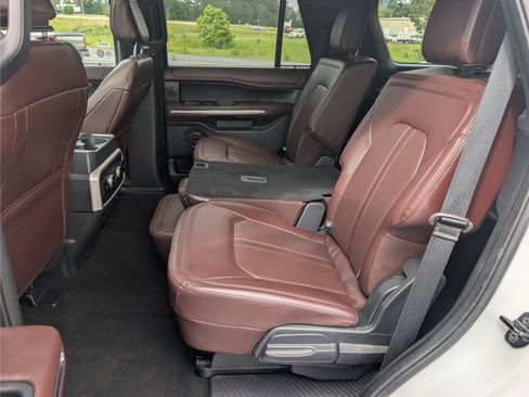 Used 2024 Ford Expedition Limited AWD/4WD image 33