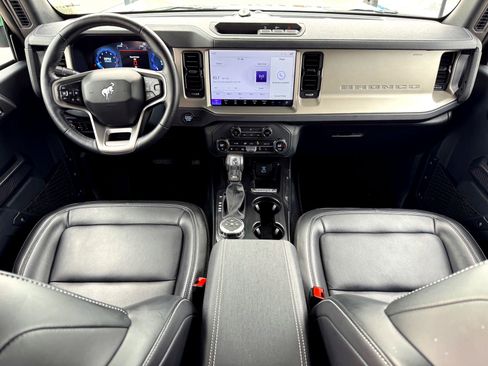 Used 2025 Ford Bronco Outer Banks AWD/4WD image 22