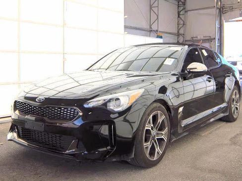 Used 2018 Kia Stinger RWD image 3
