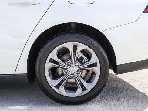 Used 2024 Honda Accord EX image 10