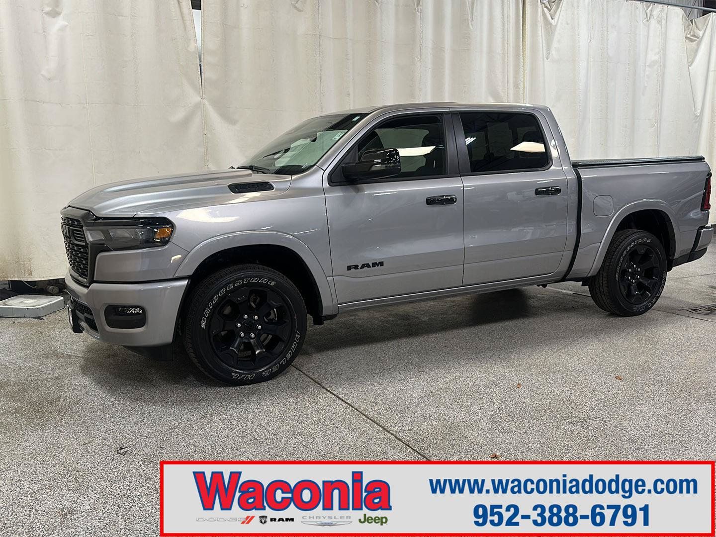 Used 2025 RAM 1500 Big Horn AWD/4WD image 1
