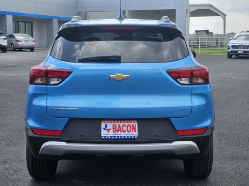 New 2026 Chevrolet TrailBlazer LT w/ Convenience Package FWD image 4