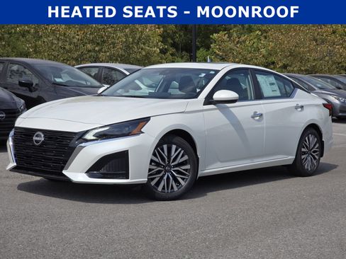 New 2025 Nissan Altima 2.5 SV w/ SV Premium Package image 1